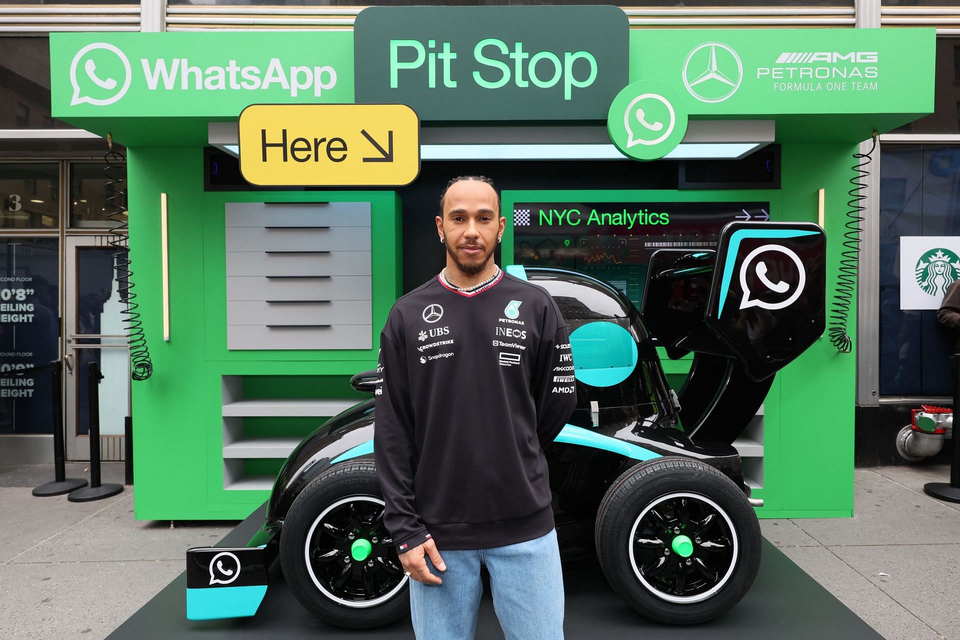 WhatsApp And The Mercedes-AMG PETRONAS F1 Team Fifth Avenue Speed Demo With Lewis Hamilton And Toto Wolff