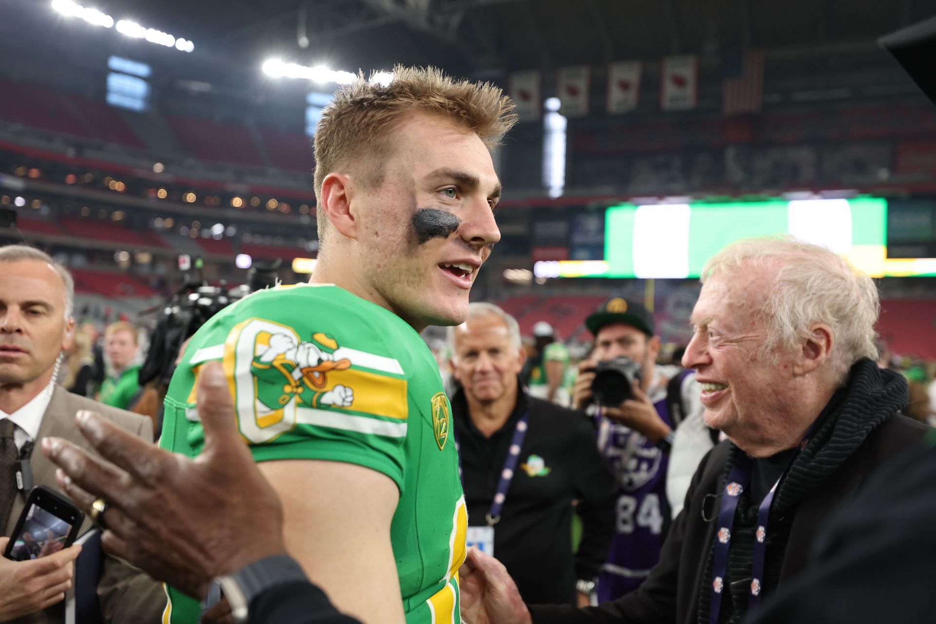 Bo Nix at Vrbo Fiesta Bowl - Liberty v Oregon