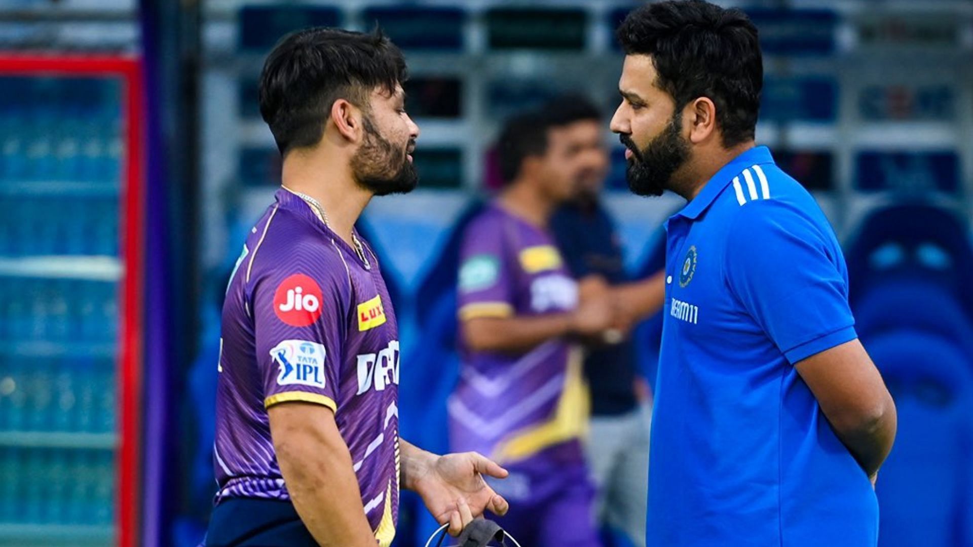 Rinku Singh (L) in conversation with Rohit Sharma ahead of MI vs KKR match