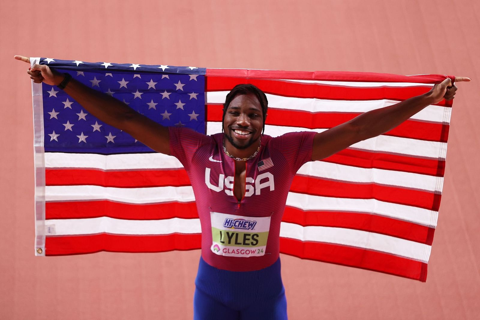 "On to Paris" Noah Lyles and Team USA dominate the field in 4x100m