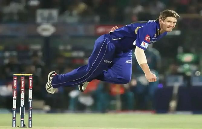 Top 5 spells by an RR bowler in IPL playoffs ft. Shane Watson