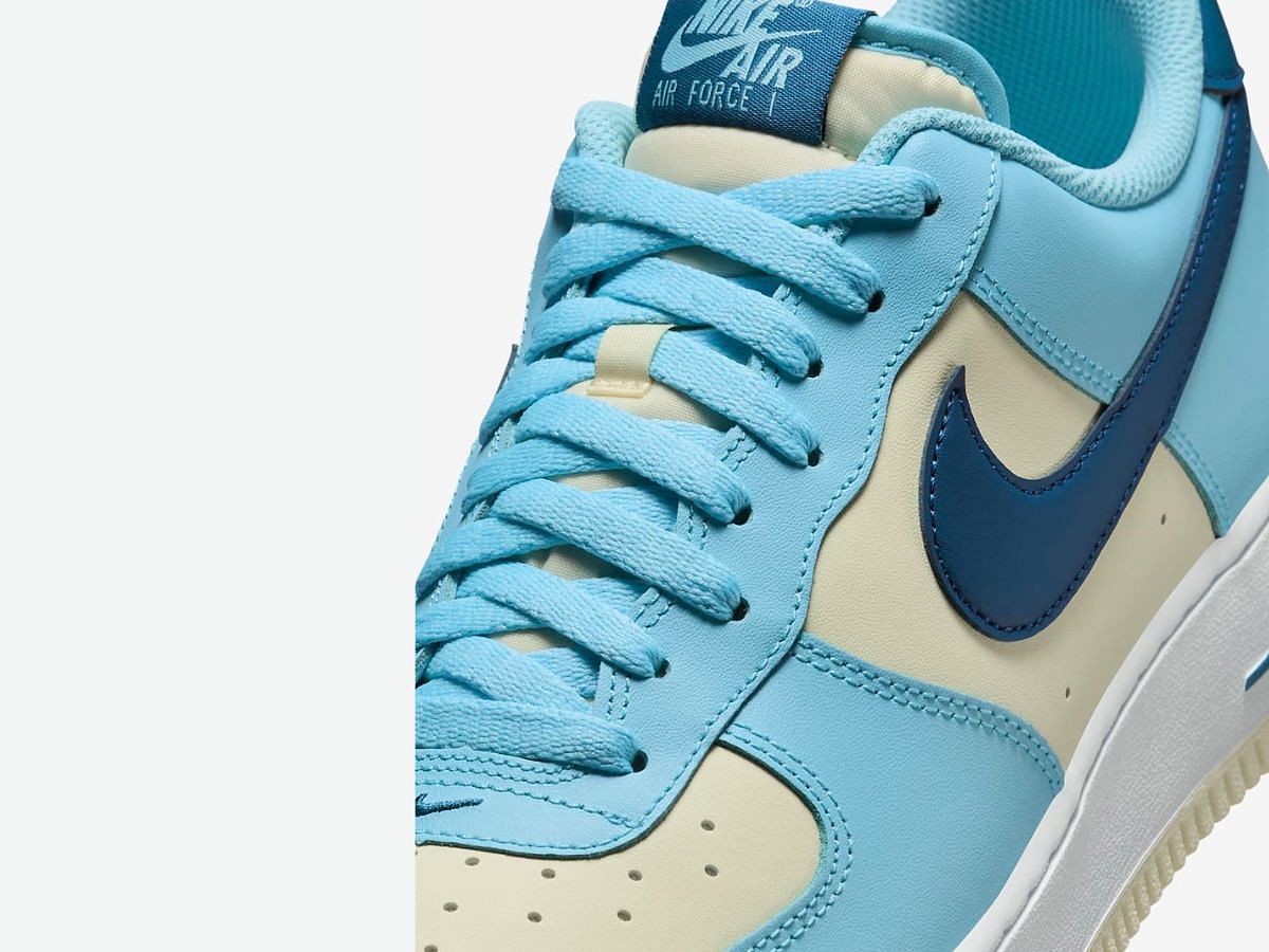 Take a closer look at the tongues (Image via Nike)