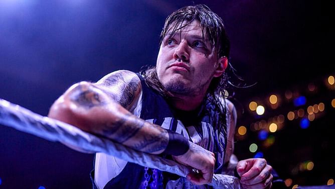 Dominik Mysterio gets involved in major title match at WWE King and Queen of the Ring