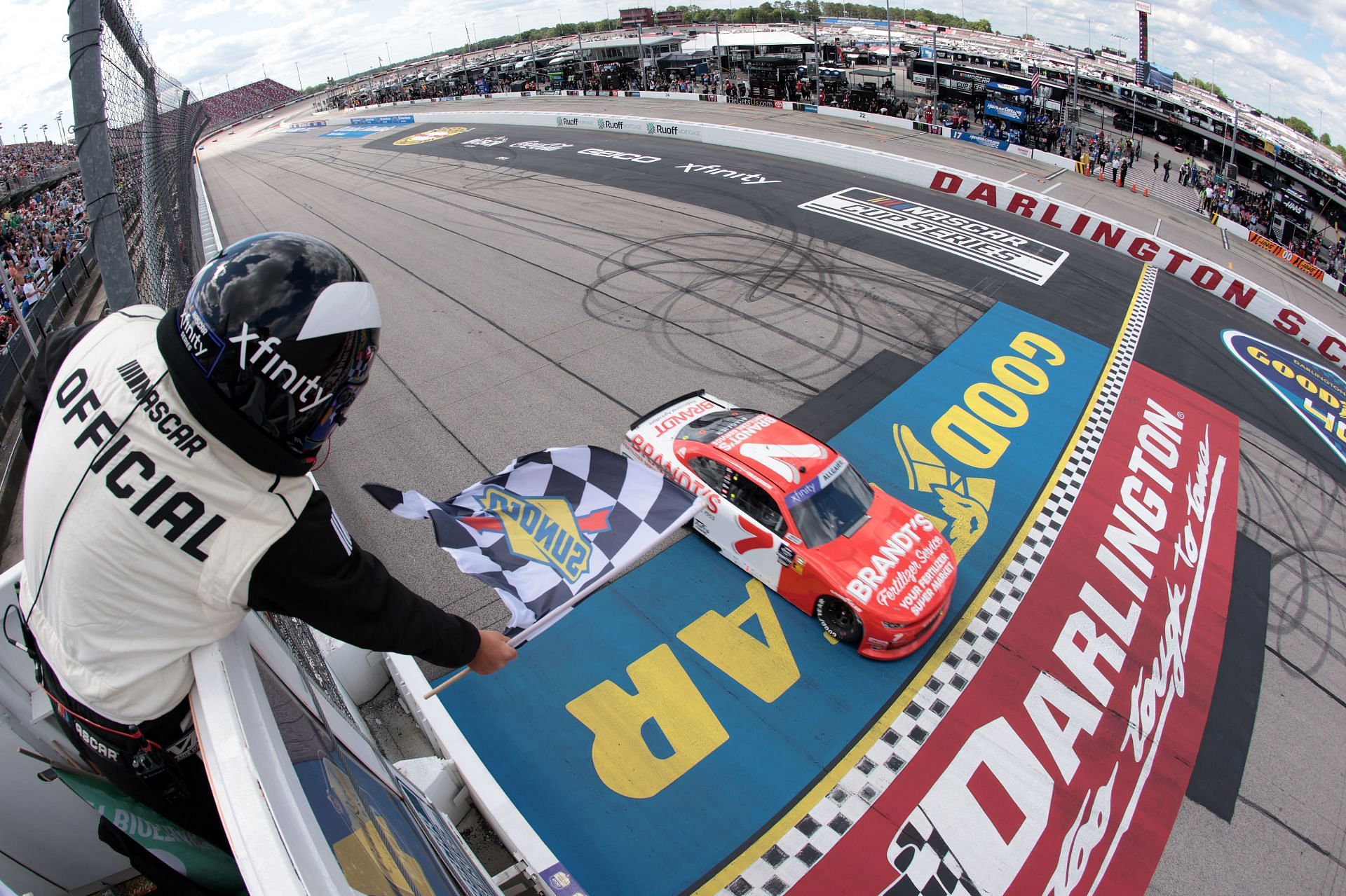 Who won the NASCAR Xfinity Series race today? Full results, standings