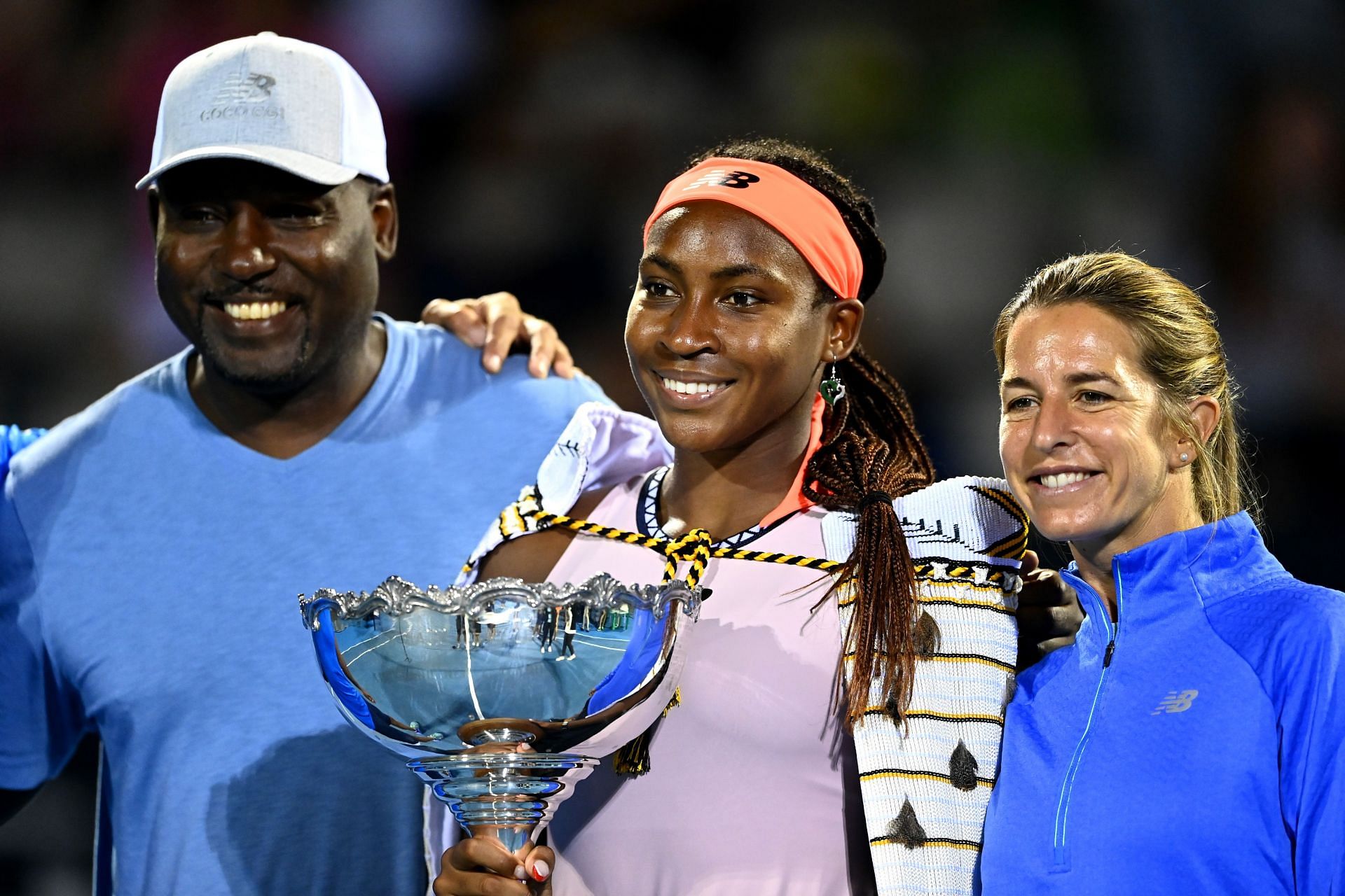 Coco Gauff (centre) with her parents