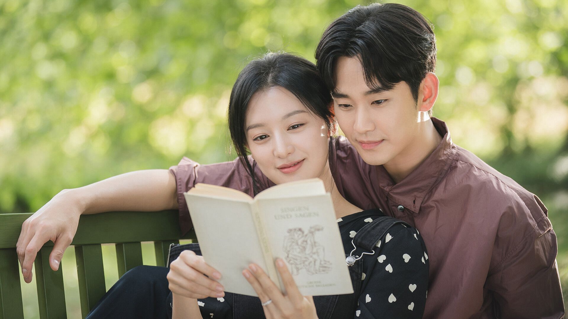 Queen of Tears continues to break records a month after it&rsquo;s finale, tops survey to become the most preferred TV program (Image via CJndrama/X)