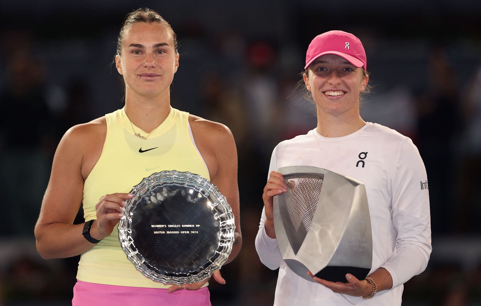 Sabalenka and Swiatek after the Madrid Open final in 2024