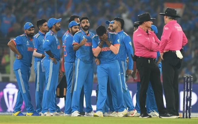 T20 World Cup से पहले भारतीय गेंदबाज हुआ आउट ऑफ़ फॉर्म, रोहित शर्मा की बढ़ी टेंशन