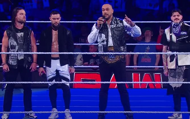 Legendary duo defeats The Judgment Day after SmackDown goes off the air