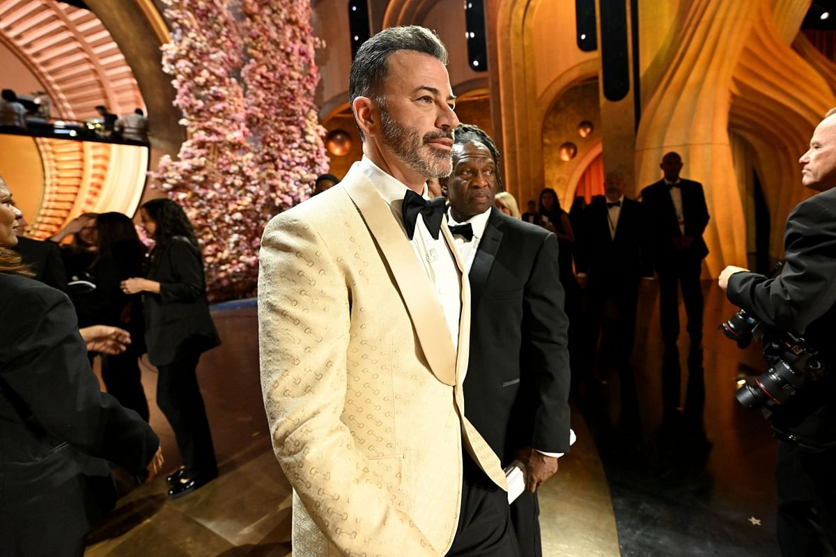 The Inside Scoop: Kimmel'S Italian Citizenship & The Celeb Exodus - eezzpe8
