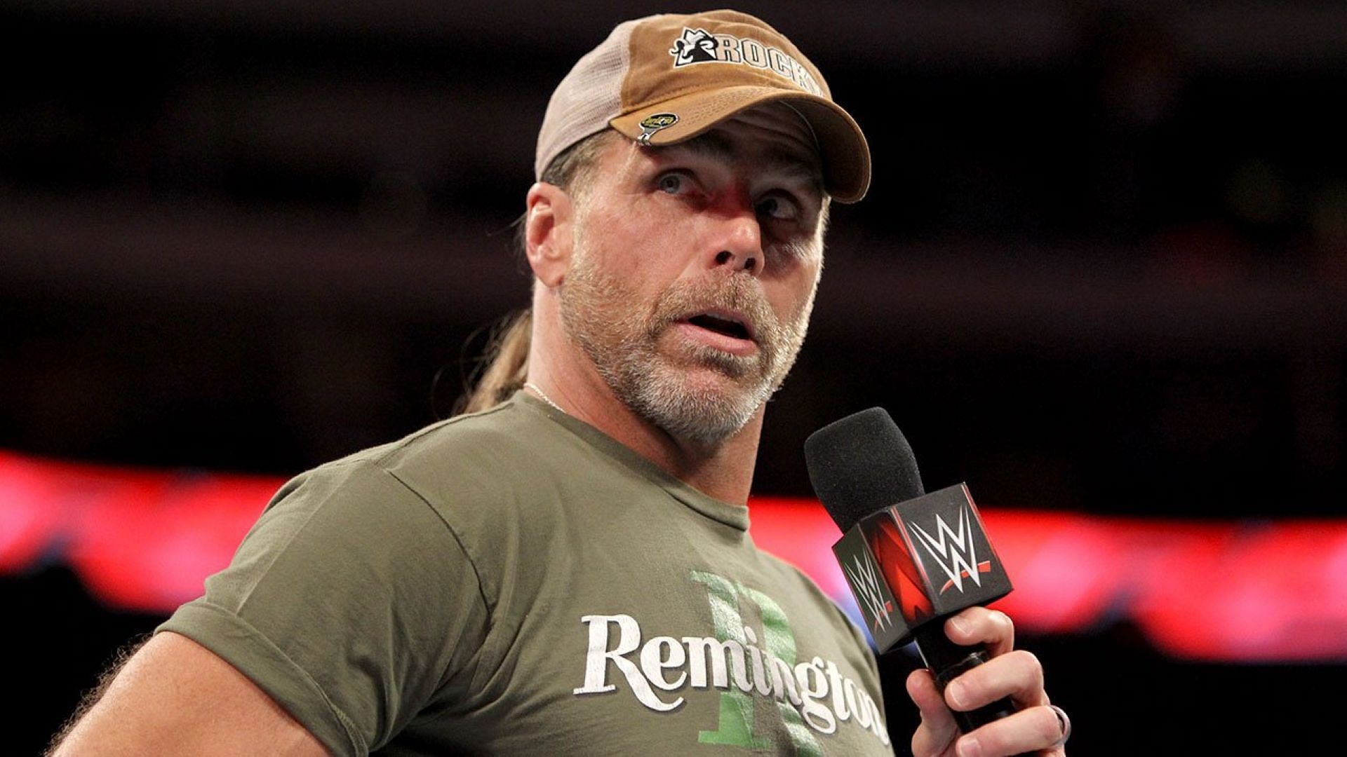 40-year-old WWE RAW star reflects on sharing an emotional moment with ...