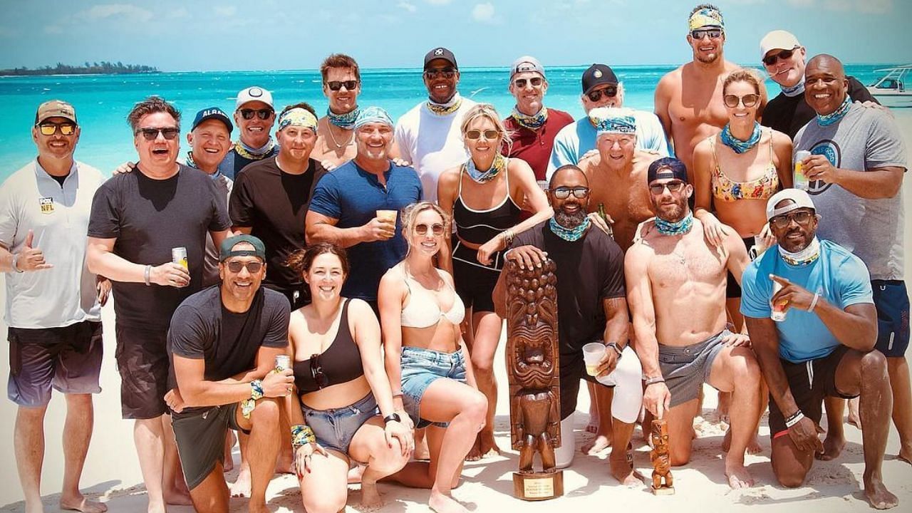 Charissa Thompson recaps &quot;off the grid&quot; getaway with Tom Brady and Fox teammates amid NFL icon