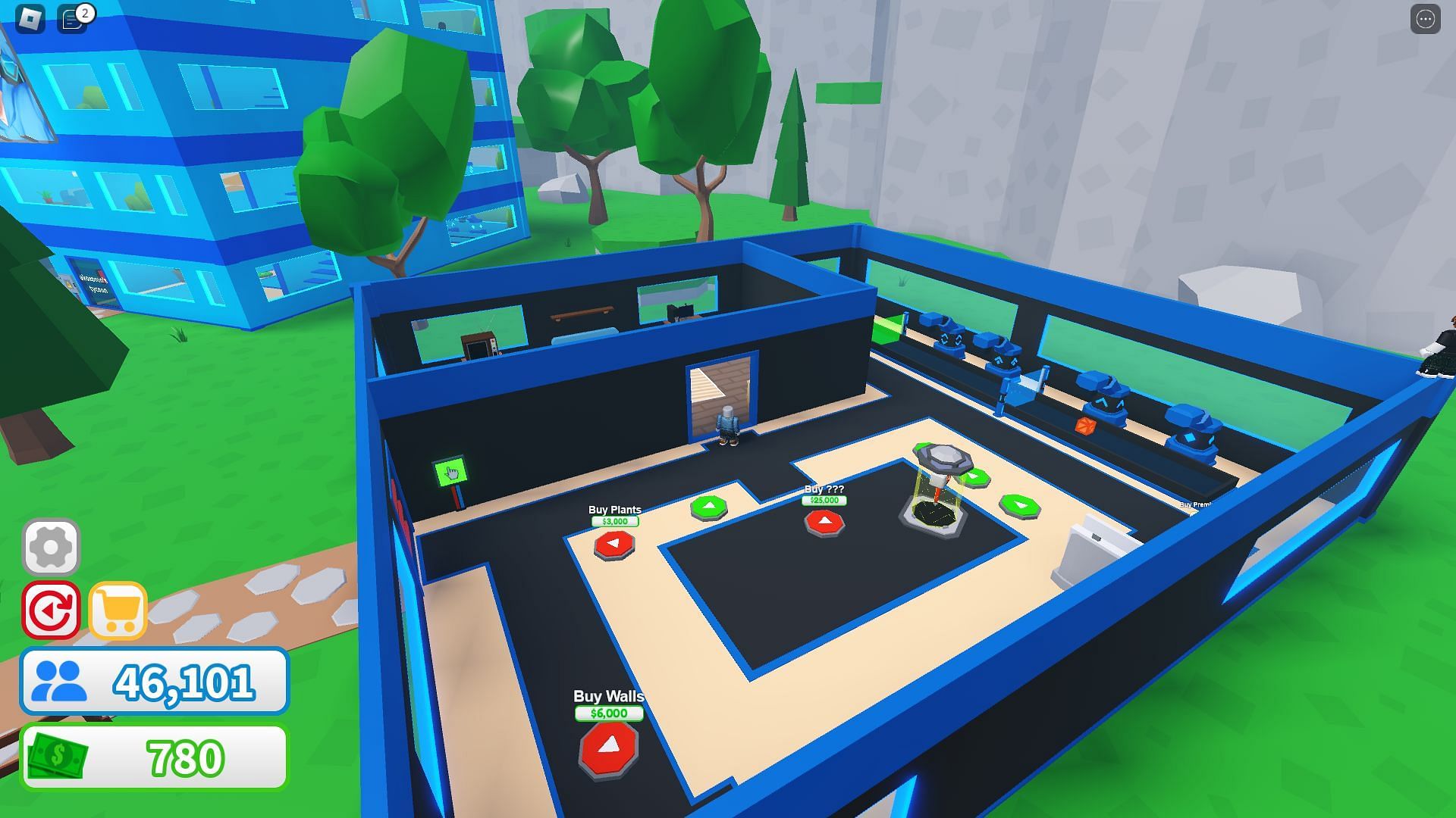 Partially-upgraded first floor in YouTuber Tycoon (Image via Roblox)