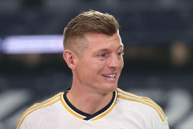 “Fu** you” - Real Madrid star reacts hilariously to Toni Kroos’ tweet after confirming retirement