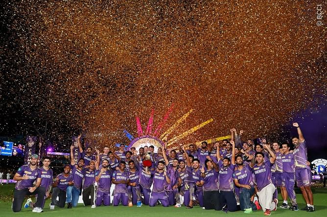 "KKR ko pakadna mushkil hi nahi Namumkin hai" - Cricket fraternity reacts as Kolkata Knight Riders defeat SRH to win IPL 2024
