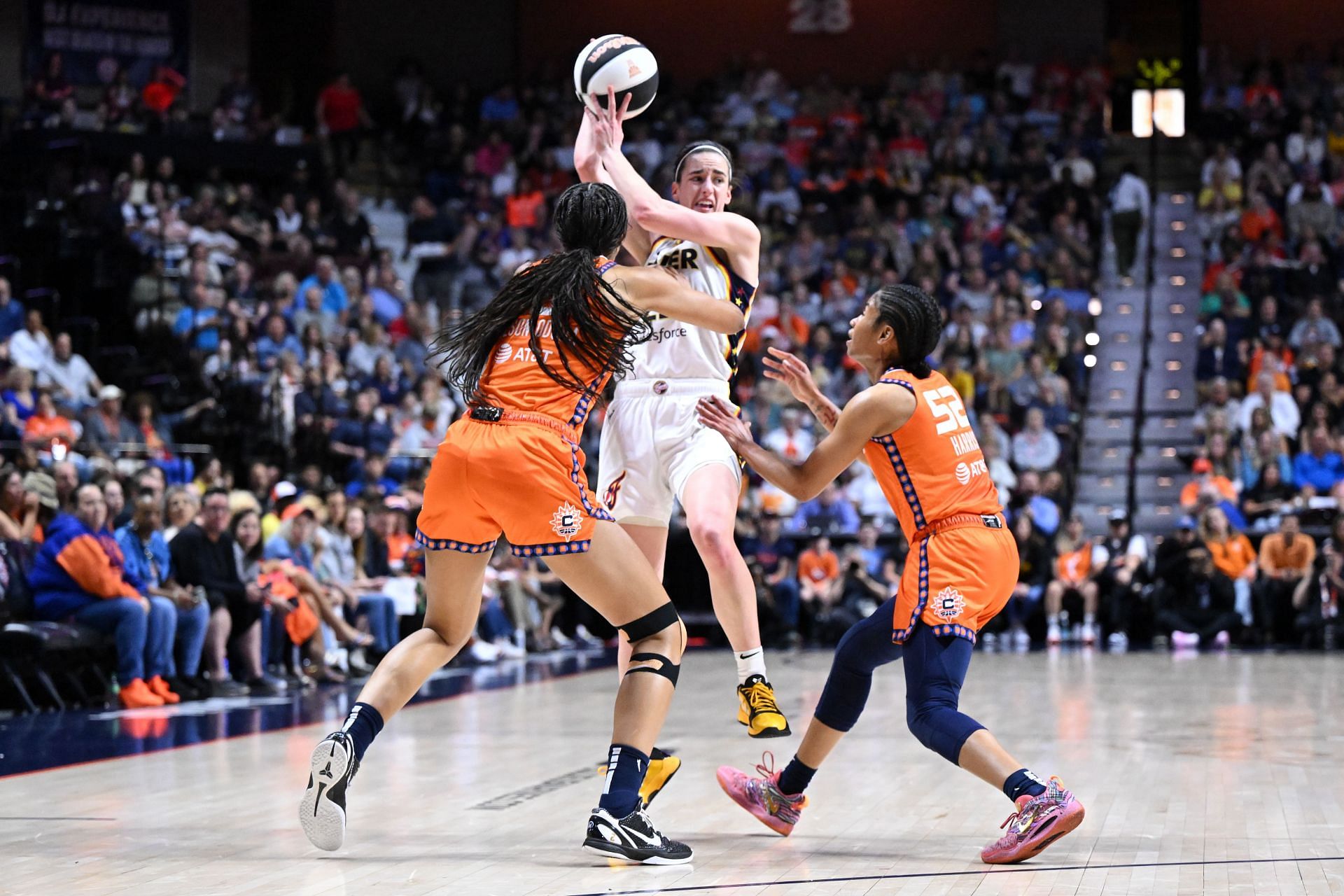 Indiana Fever v Connecticut Sun