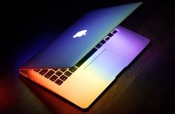 How to use split screen on macOS