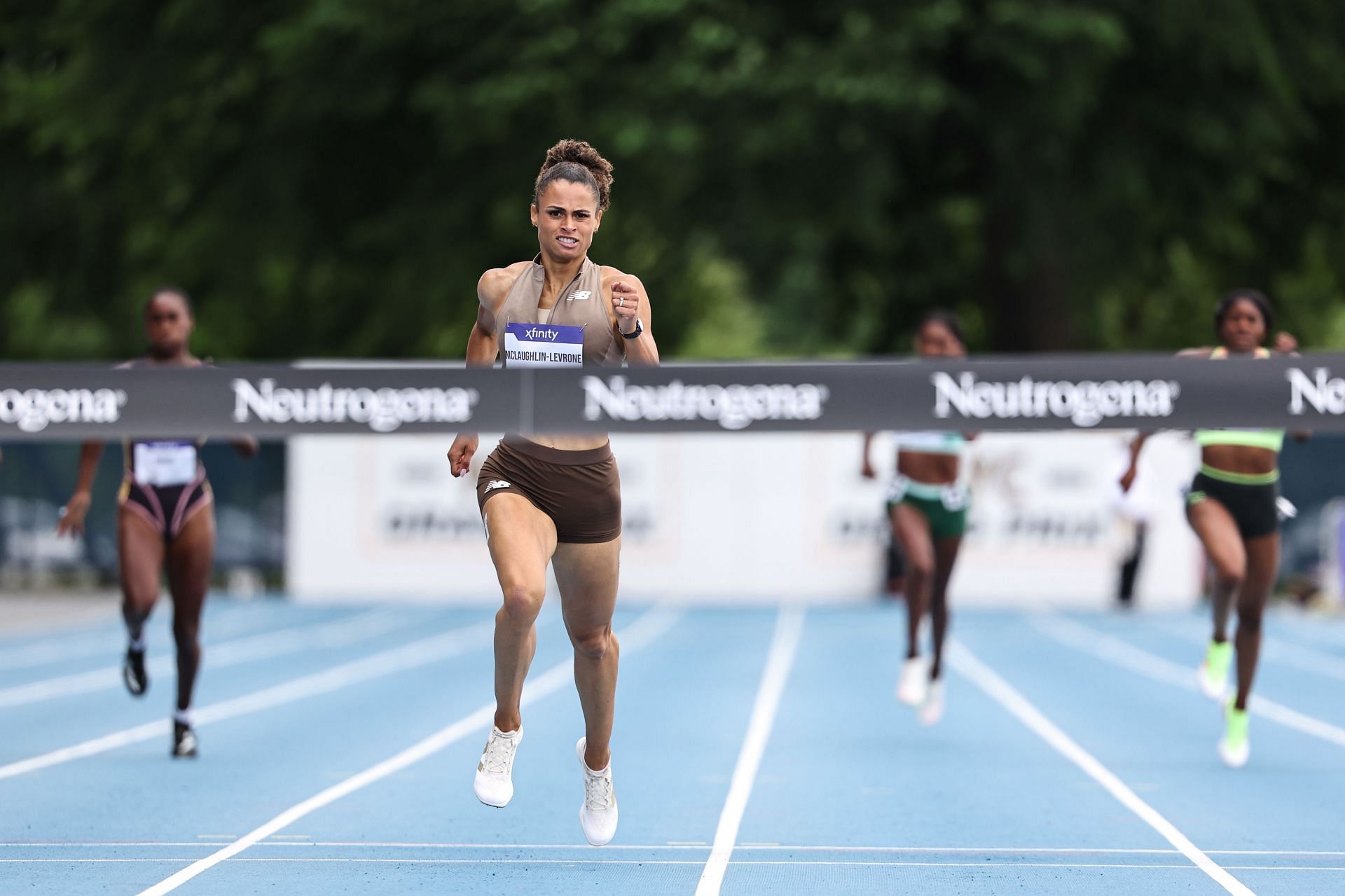 Sydney McLaughlin-Levrone of the United States approaches the finish line en route to winning the women&#039;s 400m during the 2024 USATF NYC Grand Prix at Icahn Stadium on June 09, 2024 in New York City. (Photo by Dustin Satloff/Getty Images)