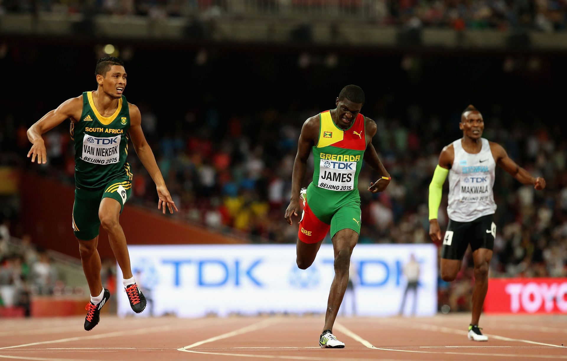  (L) Kirani James (C) in action at the World Athletics Championships 2015. (Photo by Patrick Smith/Getty Images)