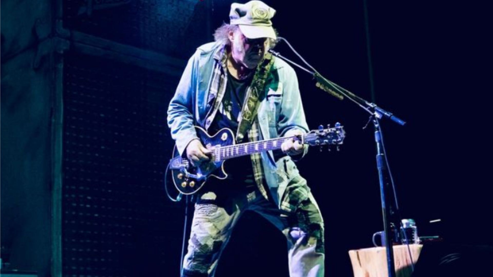 Neil Young cancels Love Earth tour due to illness (Image via neilyoungarchives/Instagram)