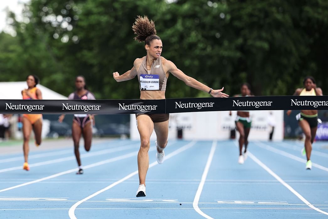 "She’s like the Ledecky of 400m hurdles" Fans react as Sydney