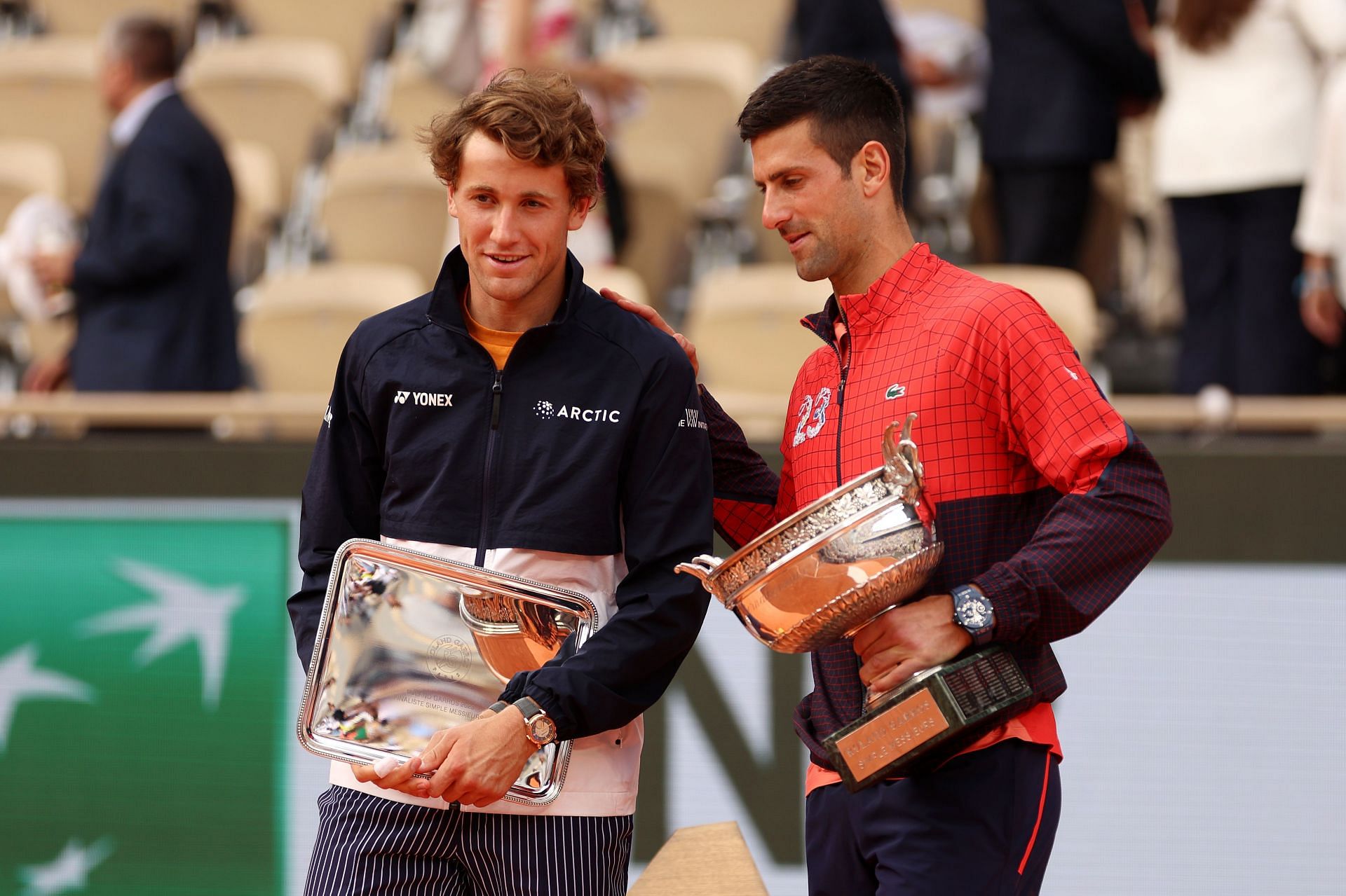 Casper Ruud (L) and Novak Djokovic pictured at the 2023 French Open