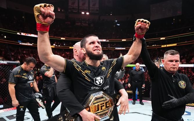 5 reasons why Islam Makhachev should remain at lightweight for his next fight