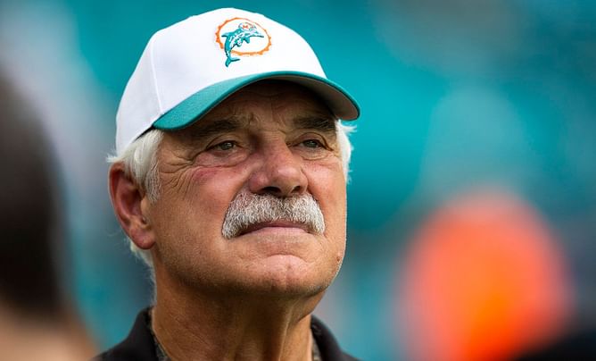 NFL legend Larry Csonka loses it over question on 1972 Dolphins’ historic achievement: “We took the goddamn thing”