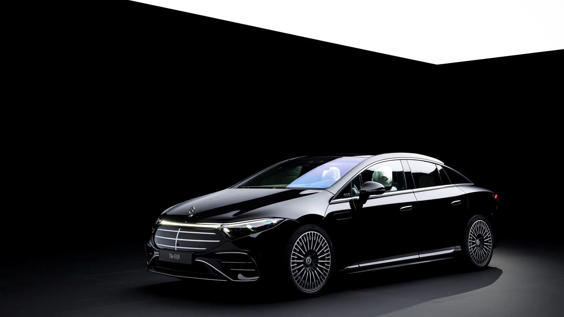 Here&#039;s what the EQS sedan looks like (Image via X/@MercedesBenzUSA)