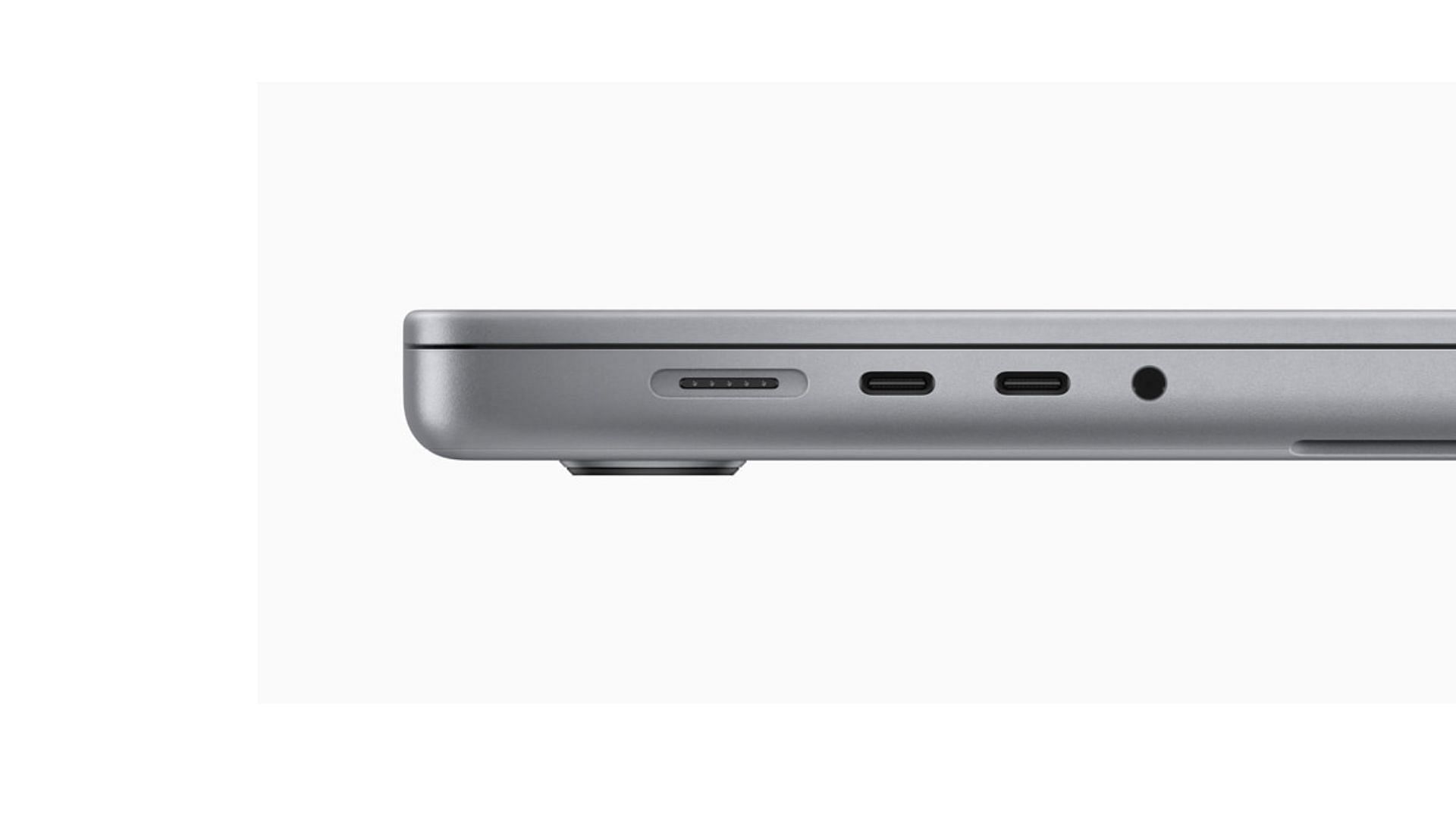 Check which port you have before setting up dual monitors with MacBook (Image via Apple)