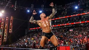 Popular WWE Superstar tries to hit Randy Orton with an RKO; fails miserably