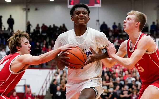 "Prob thought P was for Providence": College hoops fans react to 4-star talent Kanon Catchings' NLI release from Purdue