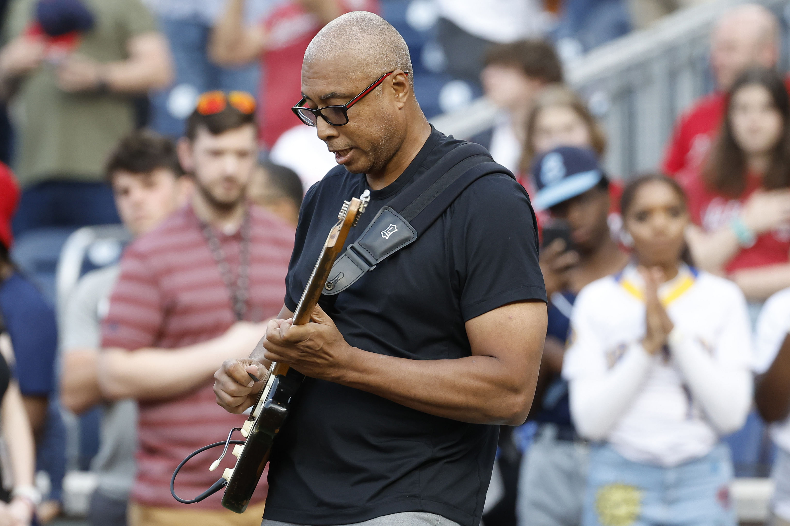 New York Yankees Legend Bernie Williams (Image via USA Today)