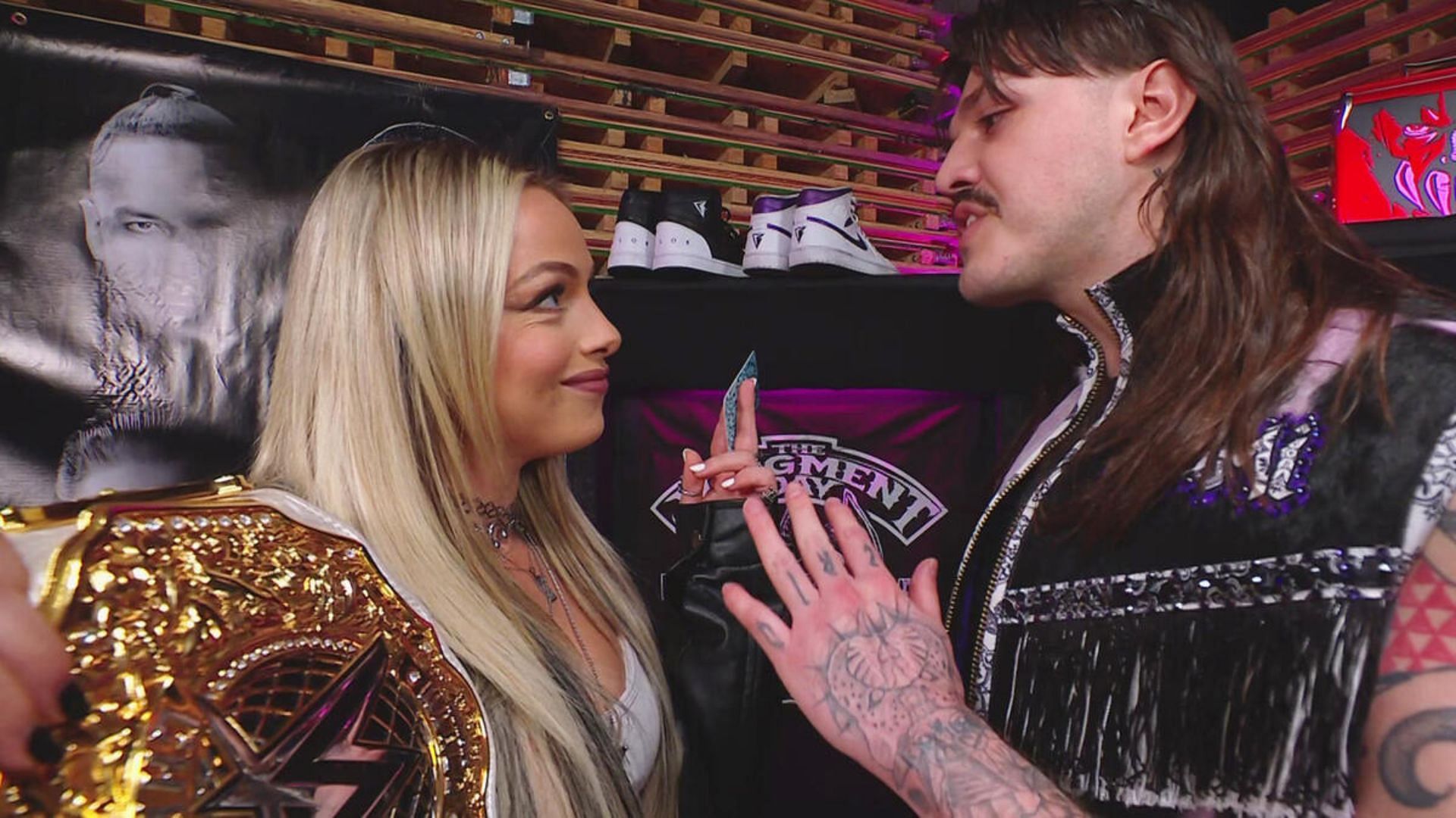 Liv Morgan (left), Dominik Mysterio (right) (Image Credits: WWE.com)