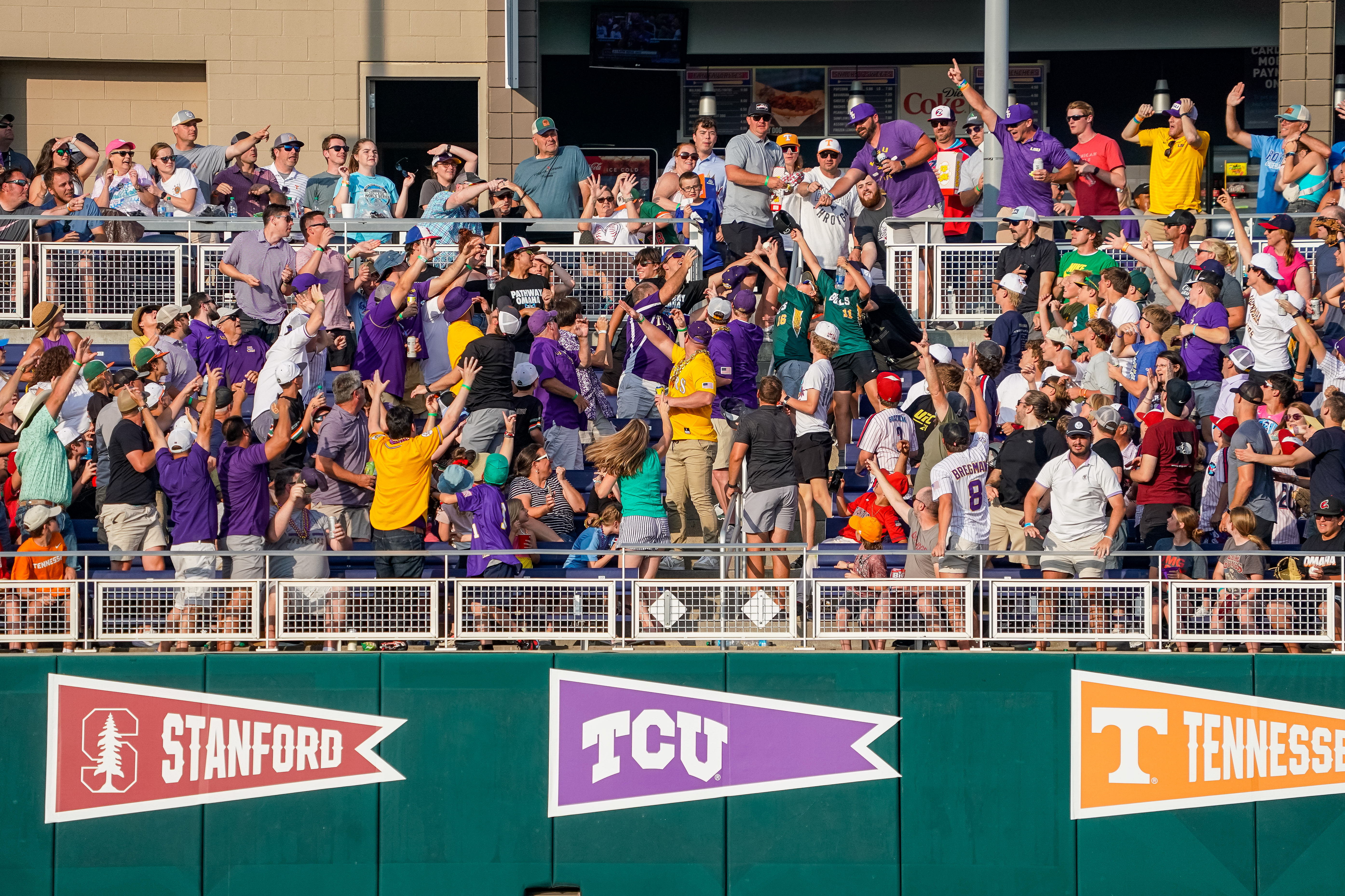 NCAA Baseball: College World Series-LSU vs Tennessee