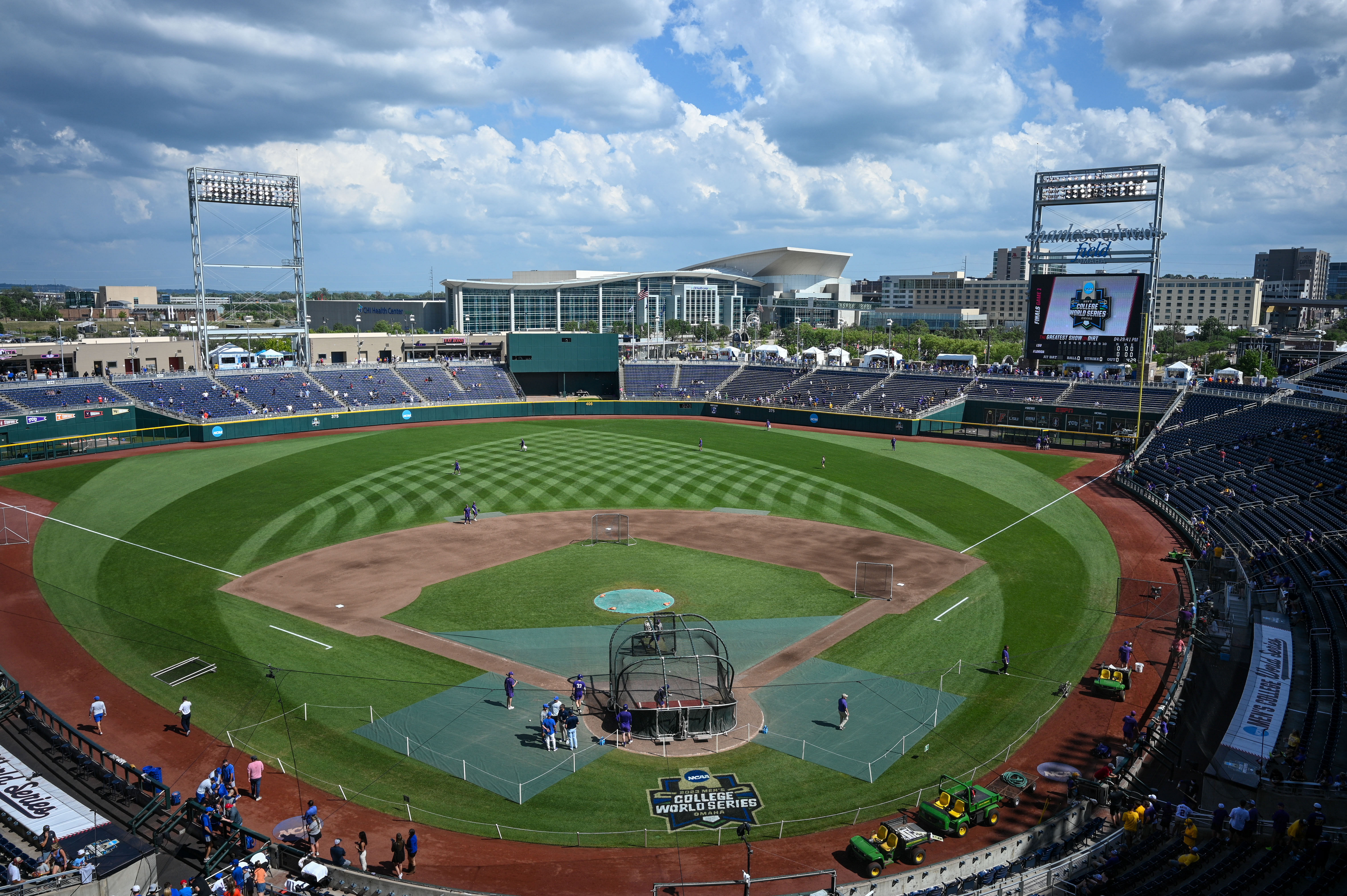 NCAA Baseball: College World Series-Florida vs LSU