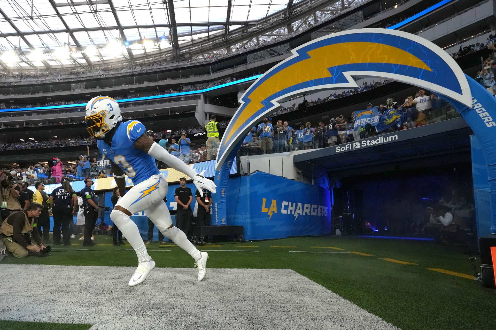 NFL: Chicago Bears at Los Angeles Chargers