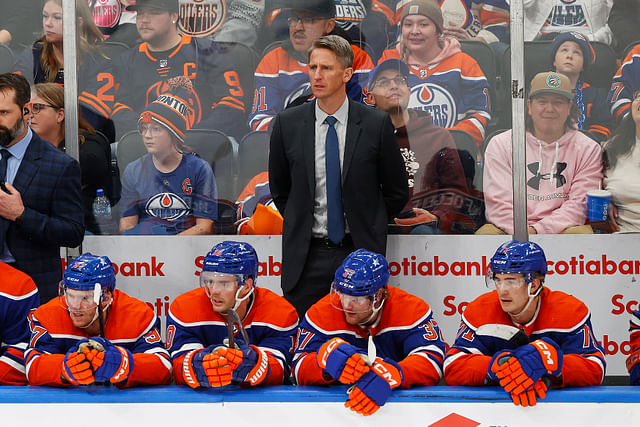 NHL: New York Islanders at Edmonton Oilers