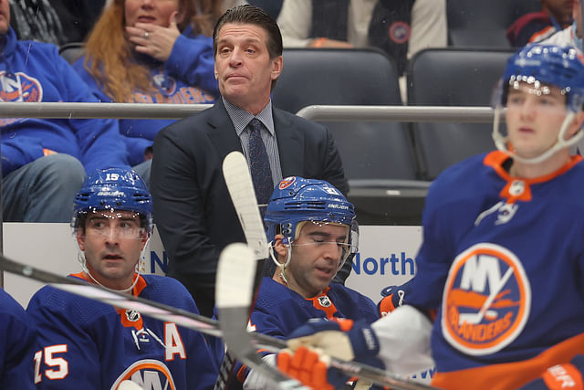 NHL: Pittsburgh Penguins at New York Islanders