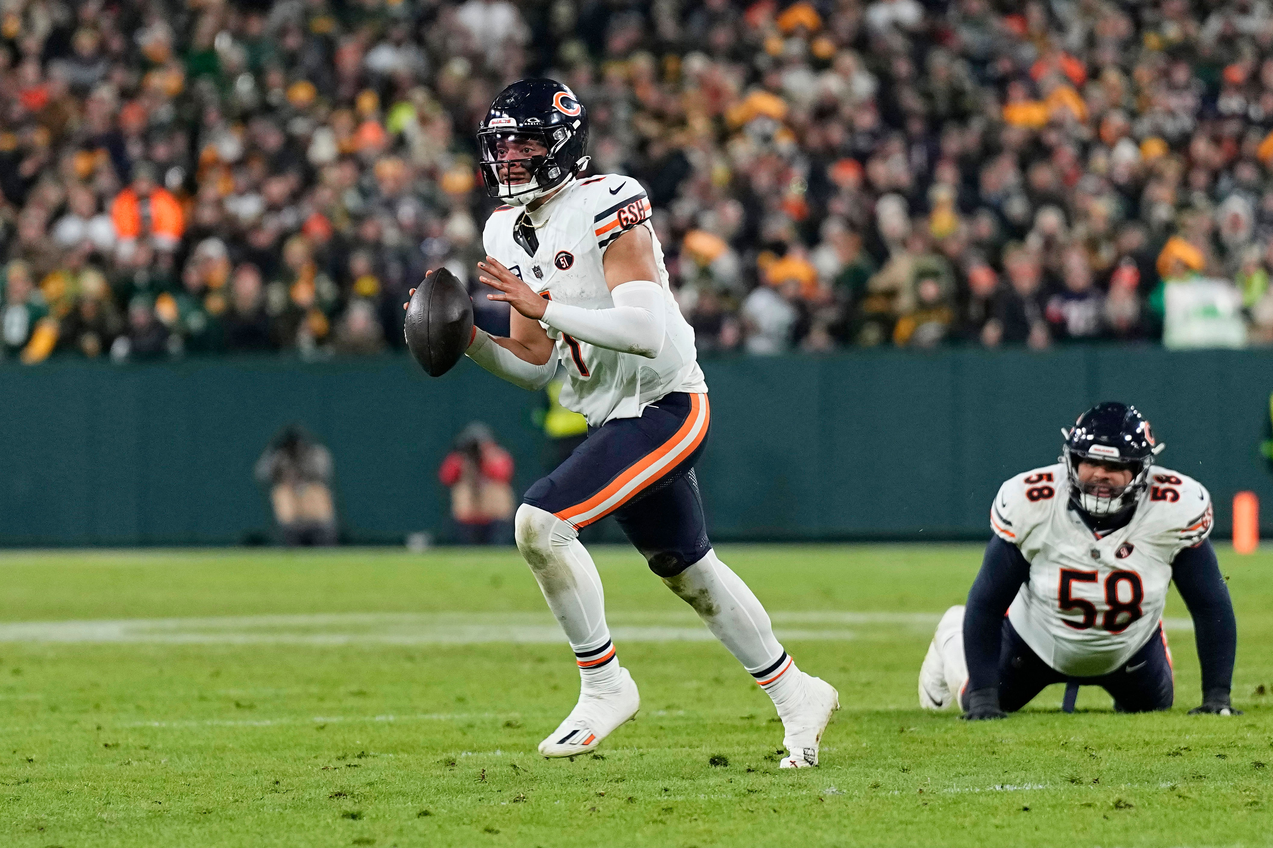 NFL: Chicago Bears at Green Bay Packers