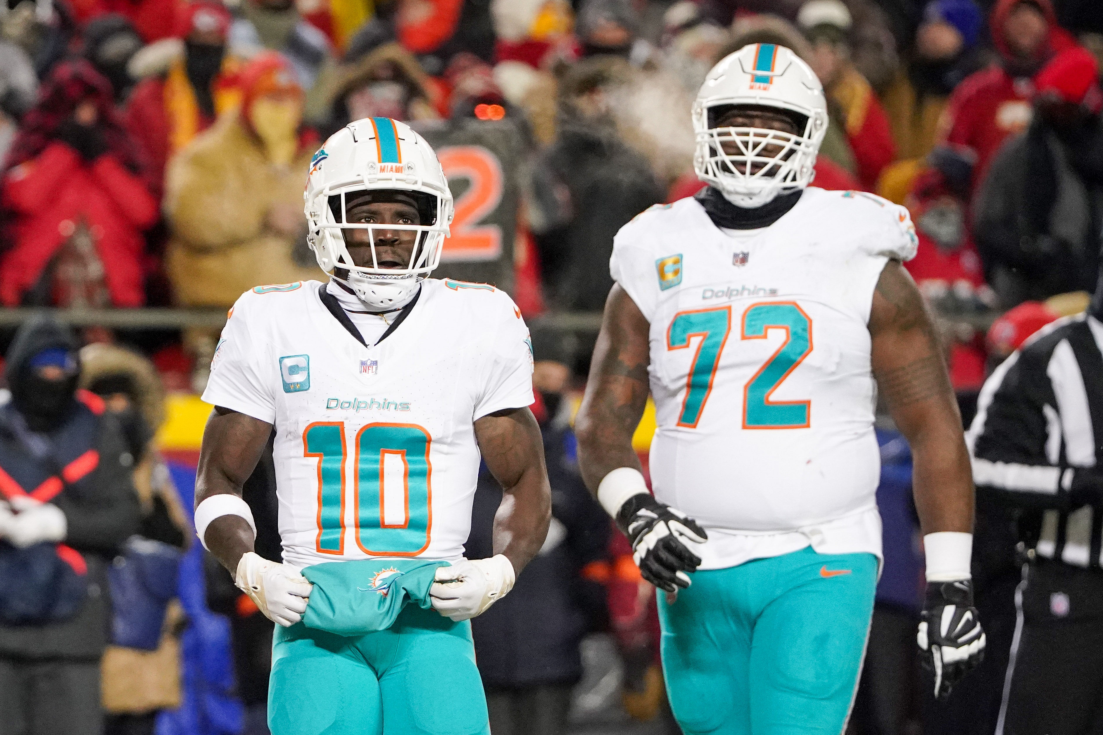 AFC wild-card round: Miami Dolphins at Kansas City Chiefs