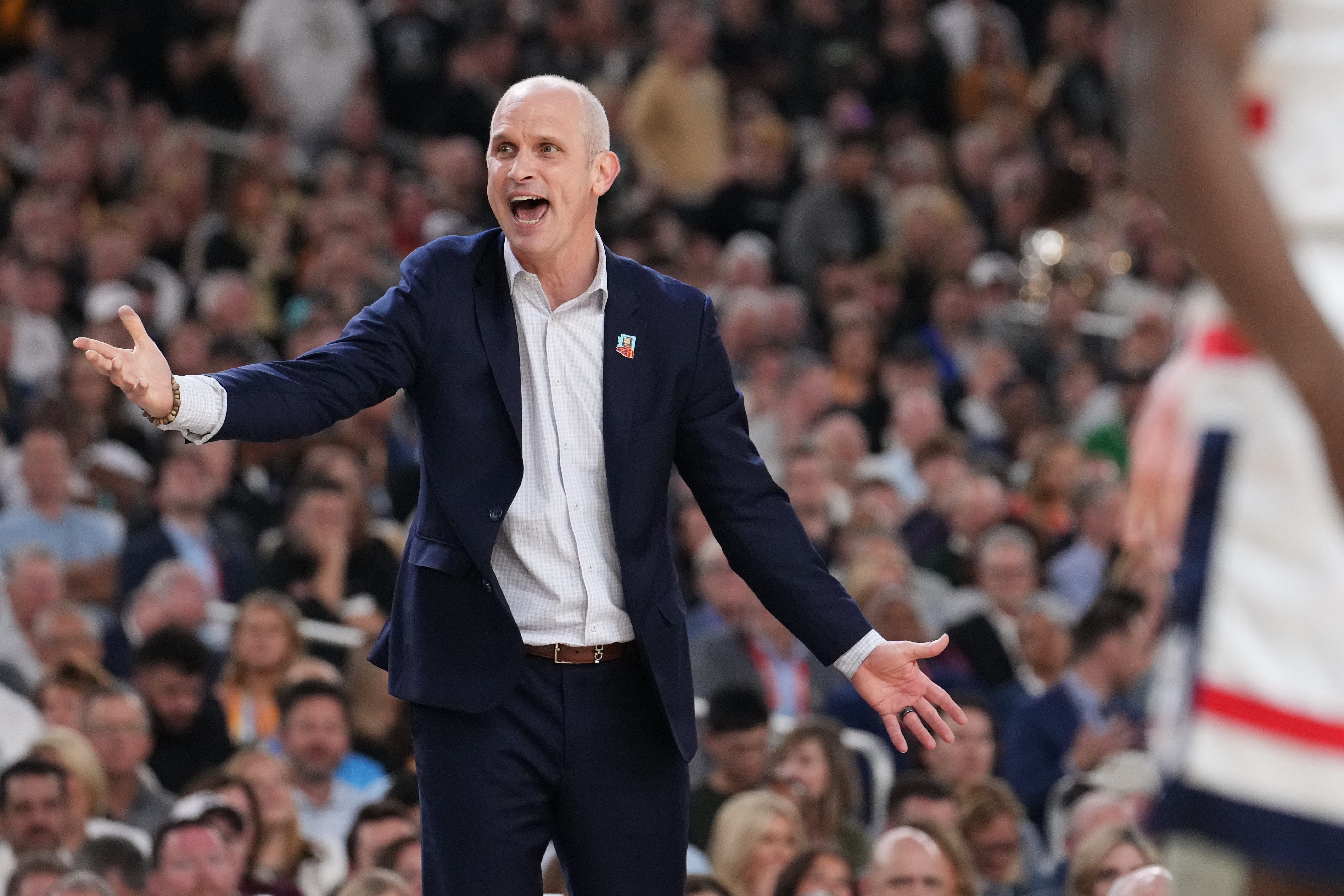 Connecticut Huskies head coach Dan Hurley.