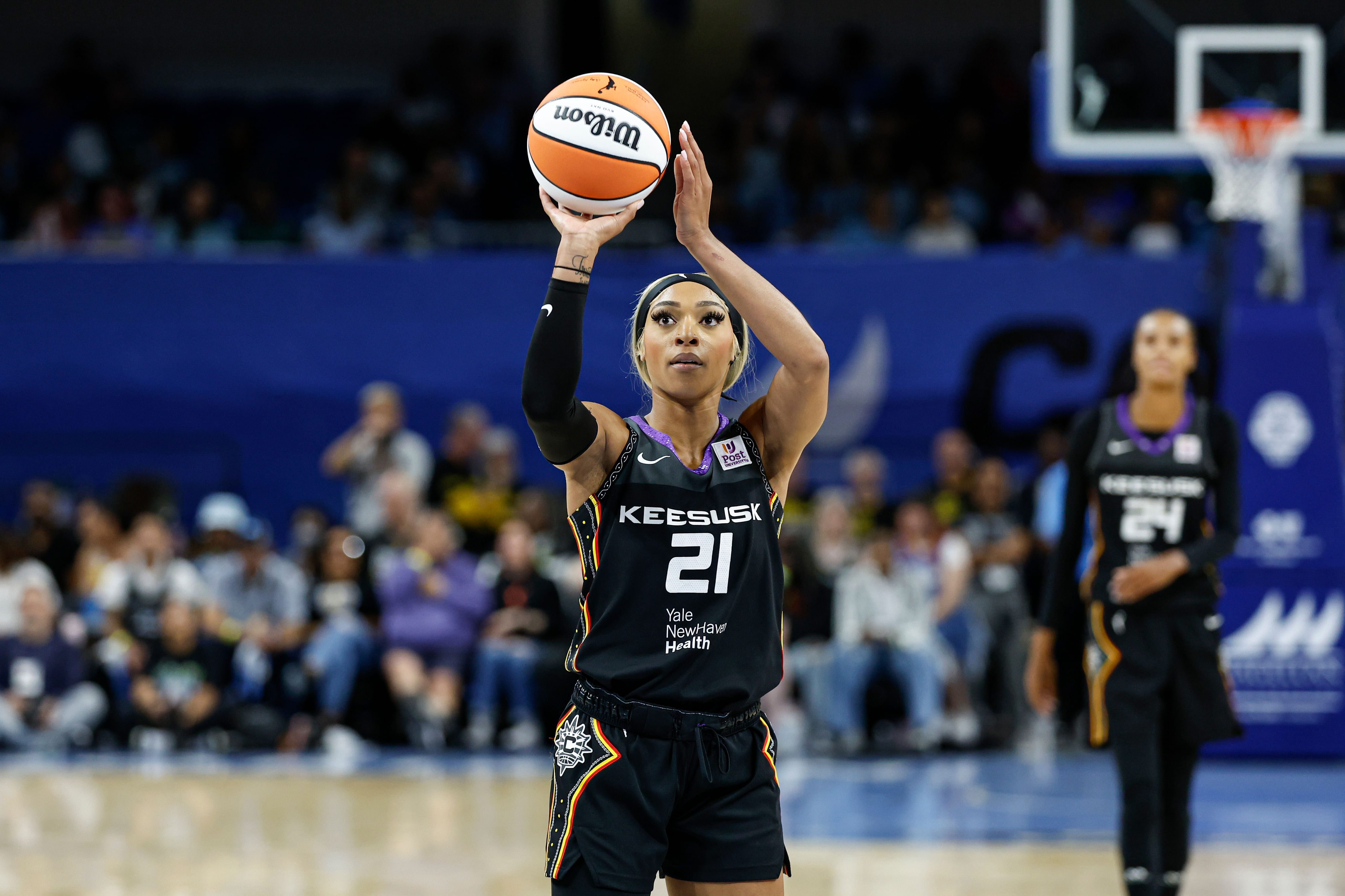 WNBA: Connecticut Sun at Chicago Sky