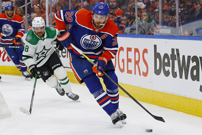 NHL analyst speculates Leon Draisaitl line revamp to bolster Oilers' physicality ahead of Stanley Cup finals