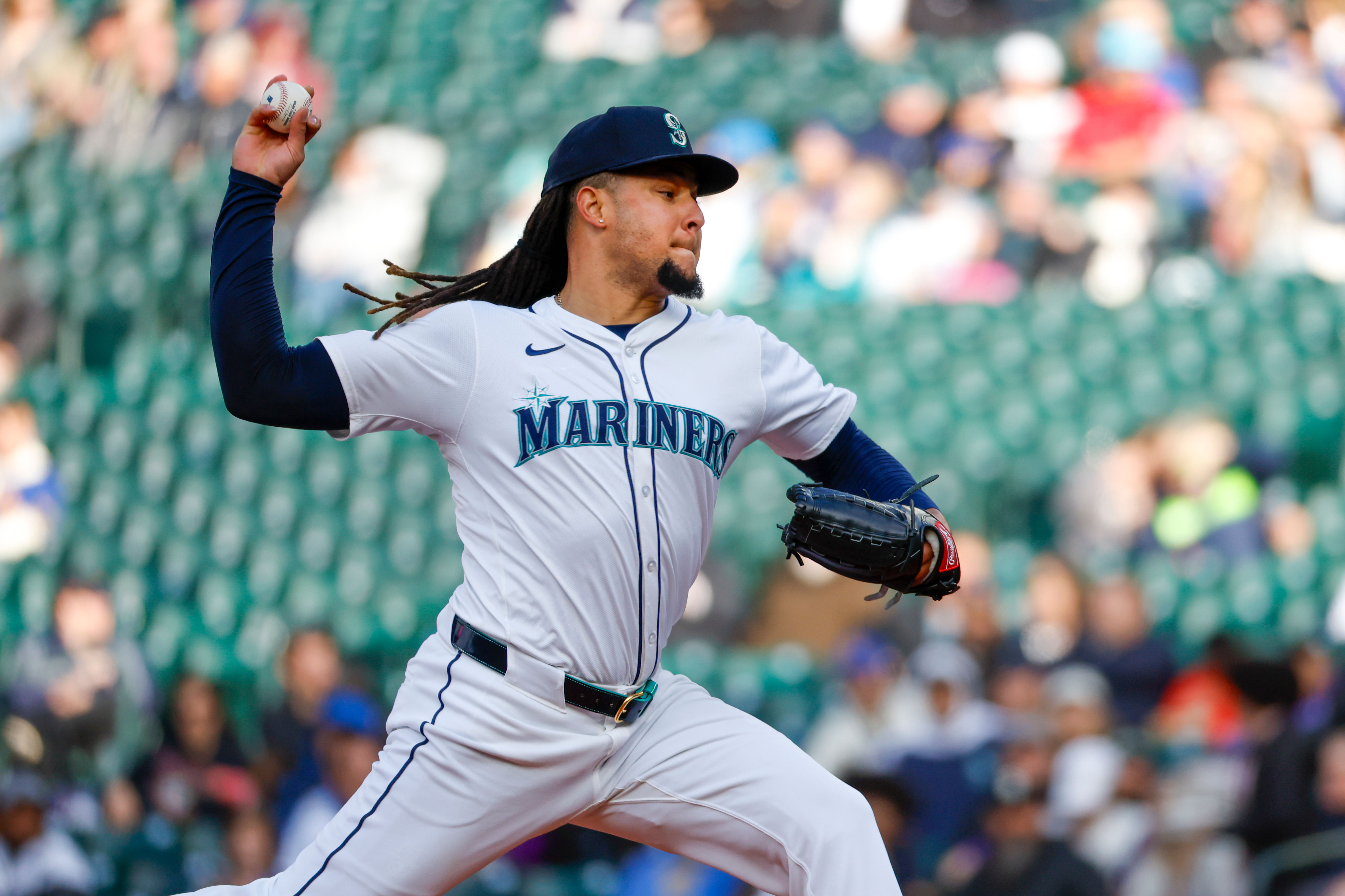 Seattle Mariners - Luis Castillo (Image via USA Today)