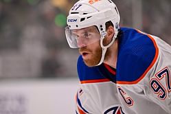"Connor McDavid has proved McOverrated" - Florida columnist doubles down on criticism of Edmonton Oilers stars after Game 3 loss