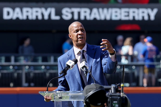 “I wish I would’ve never left"- Darryl Strawberry laments "biggest regret" as Mets retire icon's No. 18 at Citi Field