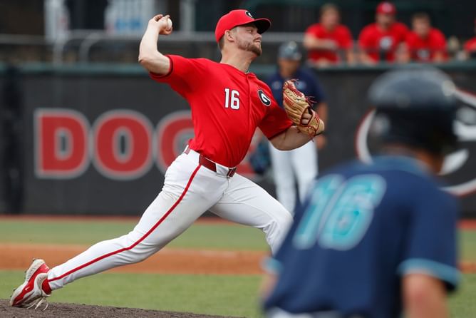 Who is pitching for Georgia today? All eyes on Bulldogs in 2024 Super Regional game - June 8