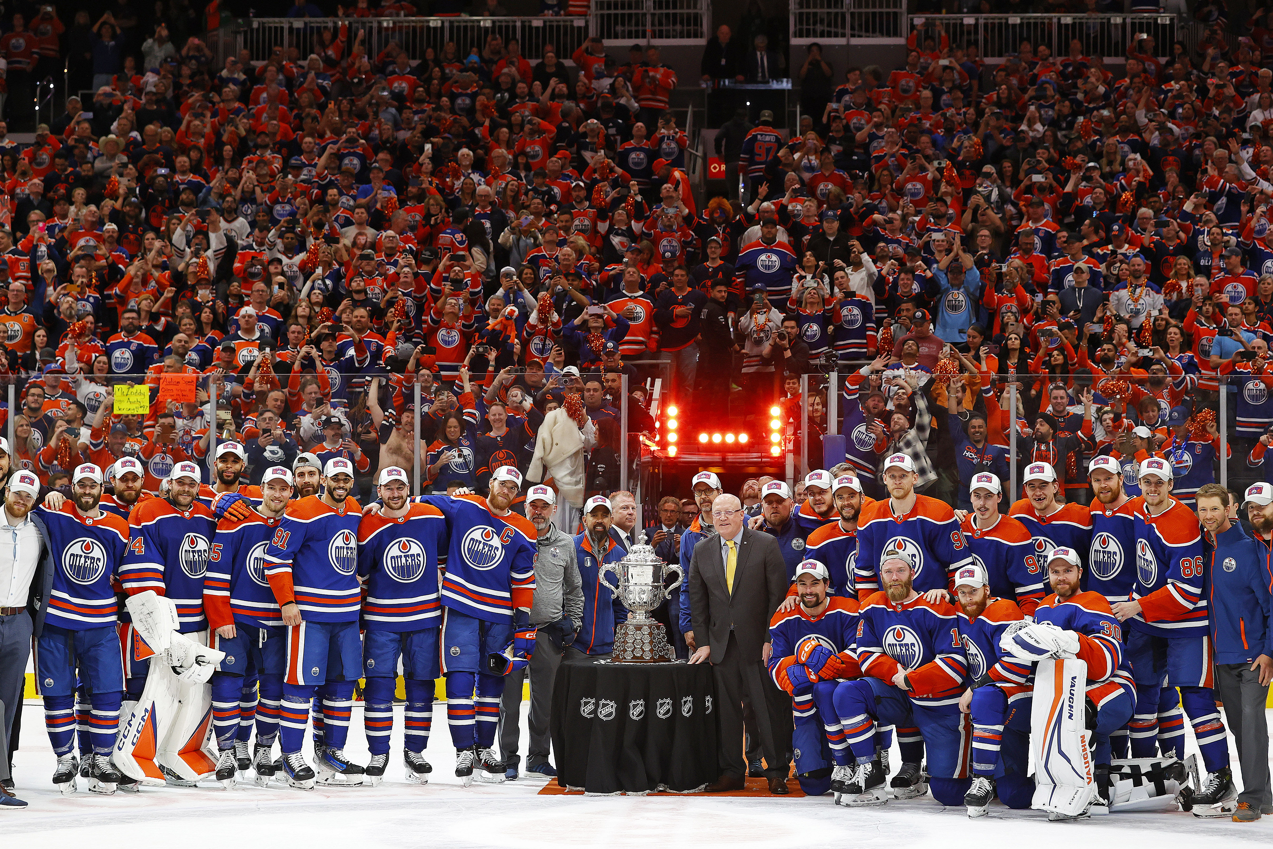 NHL: Stanley Cup Playoffs-Dallas Stars at Edmonton Oilers