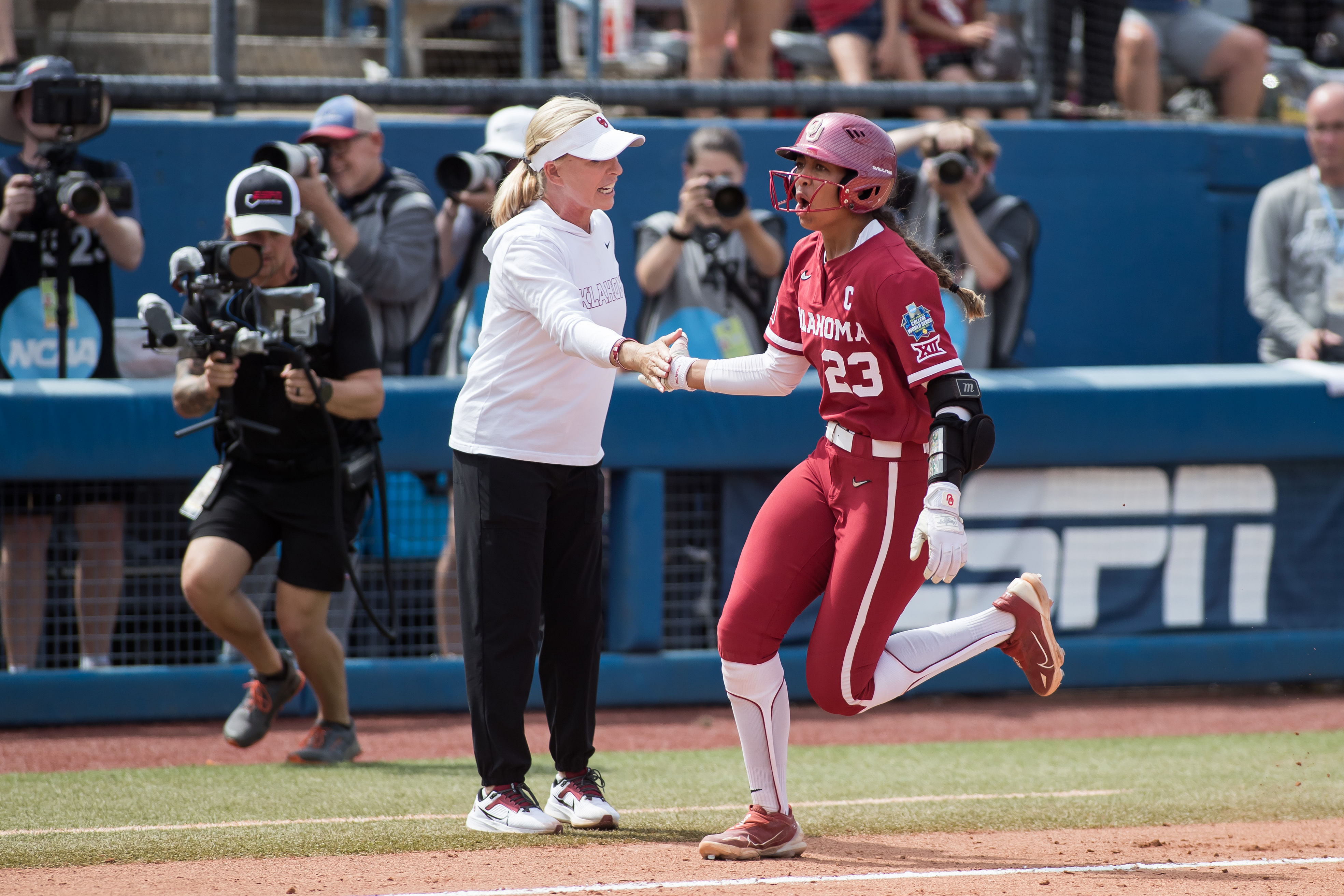 Oklahoma Sooners&#039; Tiare Jennings